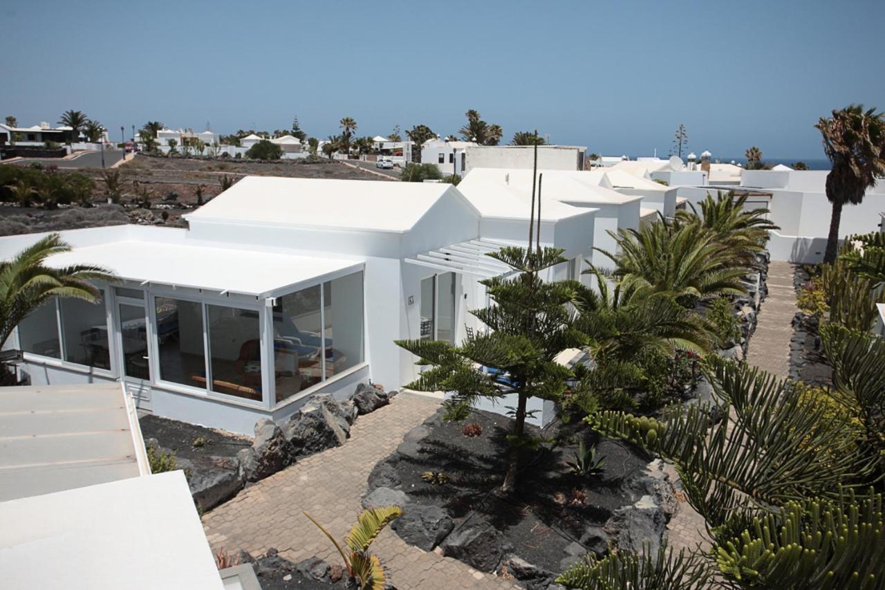 Charco Del Palo Bungalows Exterior photo